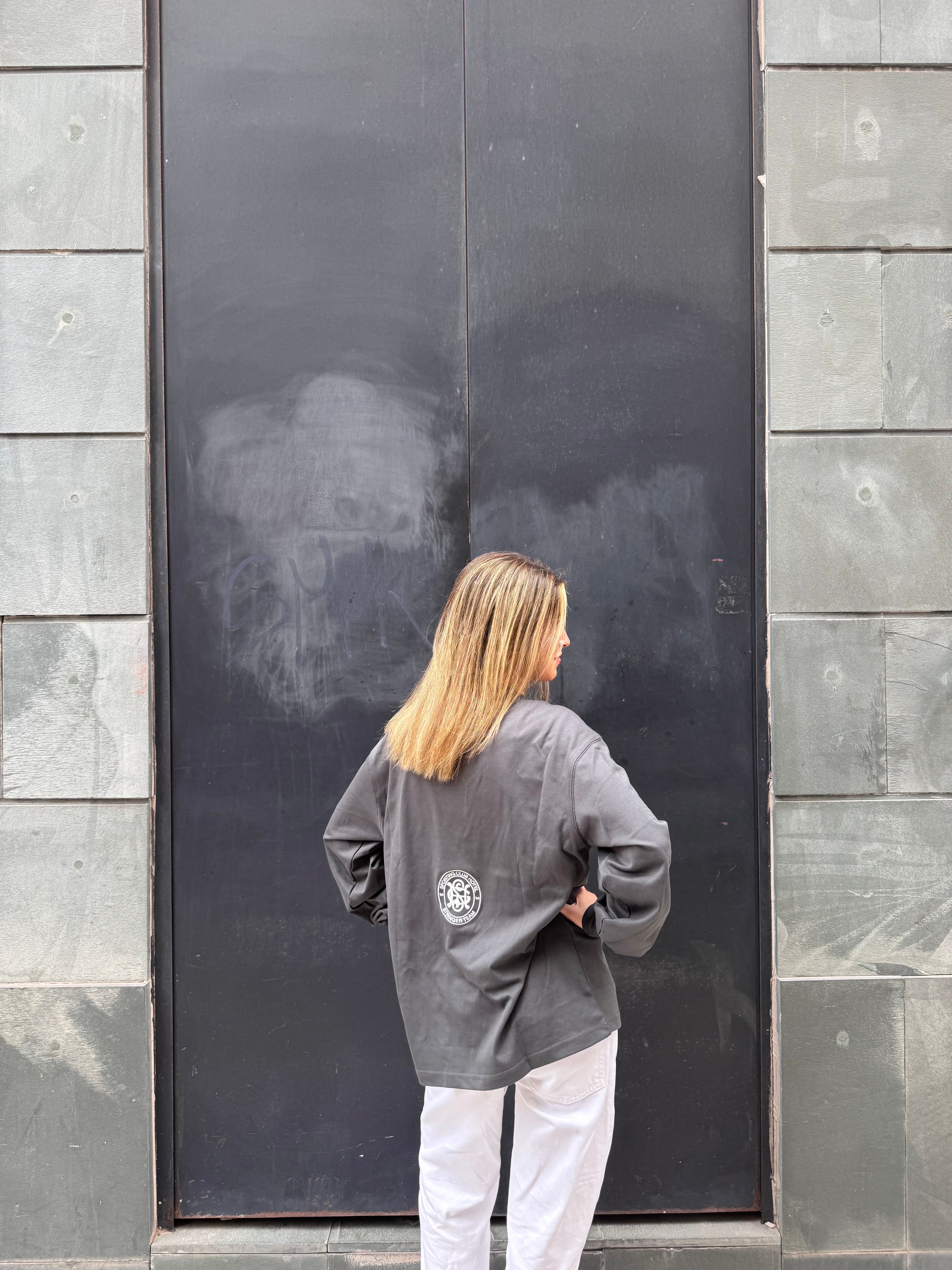 BLACK LONG-SLEEVE